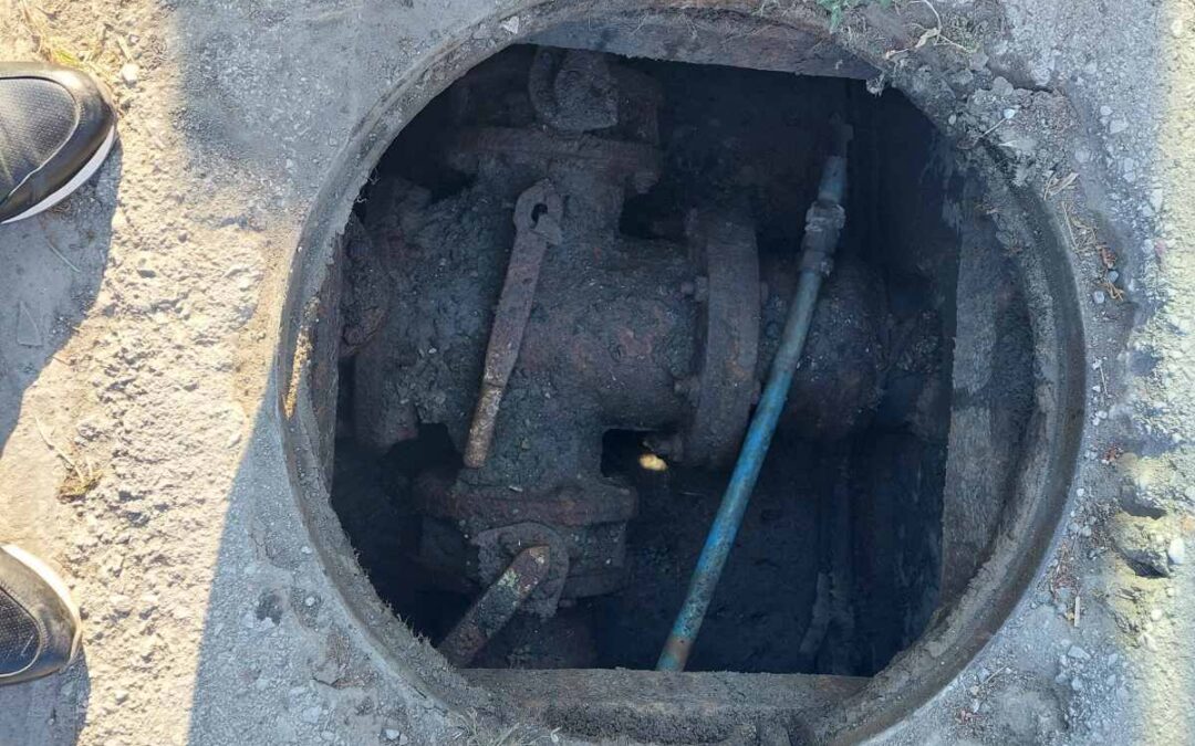Με Εντατικό ρυθμό Συνεχίζονται οι εργασίες της ΔΕΥΑΘ Γιά την Αντικατάσταση Βανών στήν περιοχή της Κάτω Περαίας.